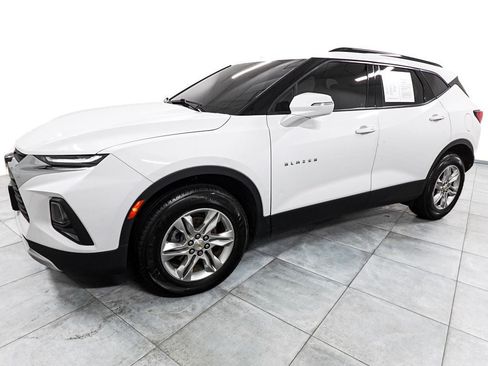 Used 2020 Chevrolet Blazer LT FWD image 4