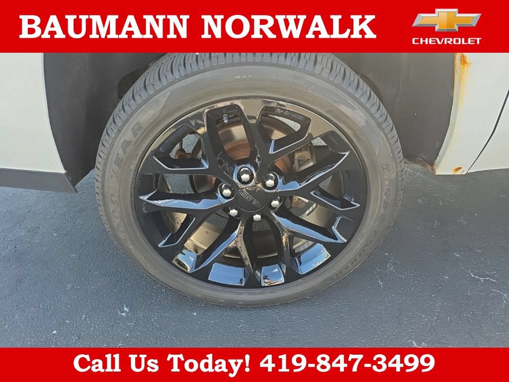 Used 2017 GMC Yukon XL Denali w/ Open Road Package AWD/4WD image 26