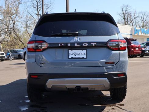New 2026 Honda Pilot TrailSport image 5