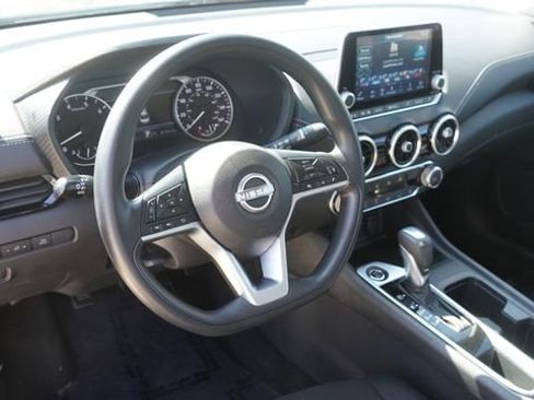 Used 2024 Nissan Sentra SV w/ Trunk Package image 18