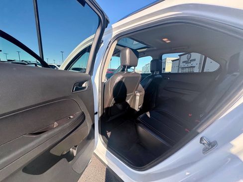 Used 2015 Chevrolet Equinox LTZ image 20