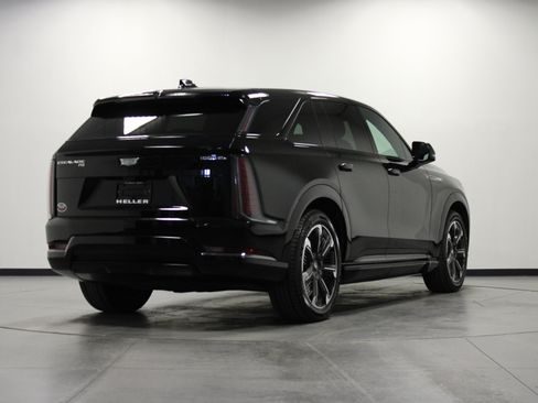 Used 2025 Cadillac Escalade IQ Sport 2 AWD/4WD image 4