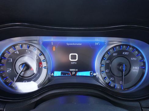 Used 2023 Chrysler 300 S image 21