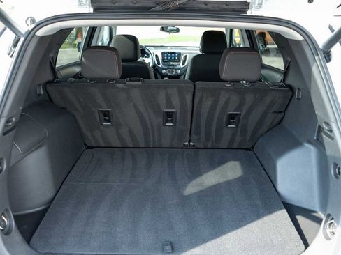 Used 2022 Chevrolet Equinox LT image 8