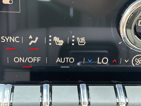New 2026 GMC Yukon XL Denali w/ Sun & Power Step Package AWD/4WD image 22