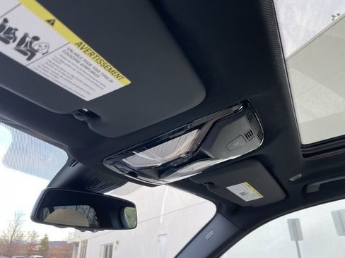 Used 2022 BMW X5 xDrive40i w/ Parking Assistance Package image 26