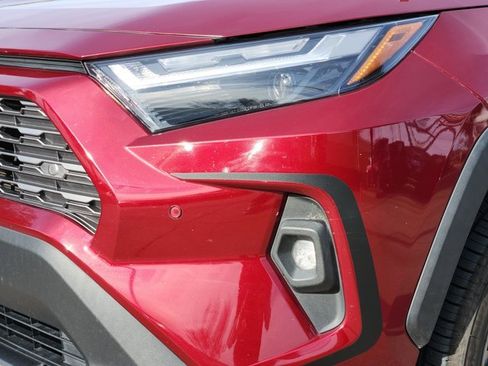 Used 2022 Toyota RAV4 Limited image 9