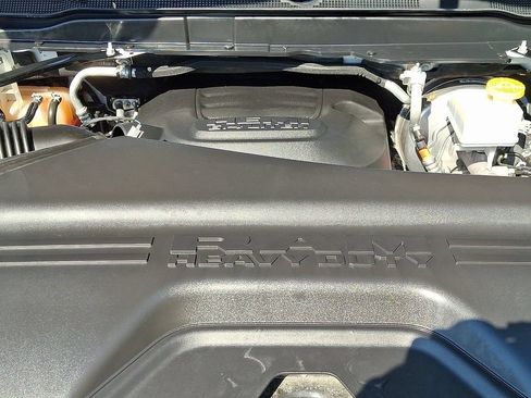 Certified 2024 RAM 2500 Big Horn AWD/4WD image 28
