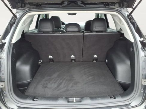 Used 2018 Jeep Compass Limited w/ Navigation Group image 28