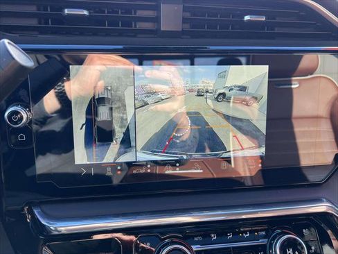 Used 2024 GMC Sierra 3500 Denali Ultimate image 29