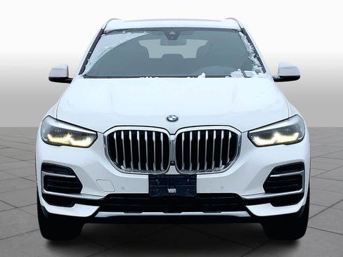 Used 2022 BMW X5 xDrive40i w/ Premium Package image 3