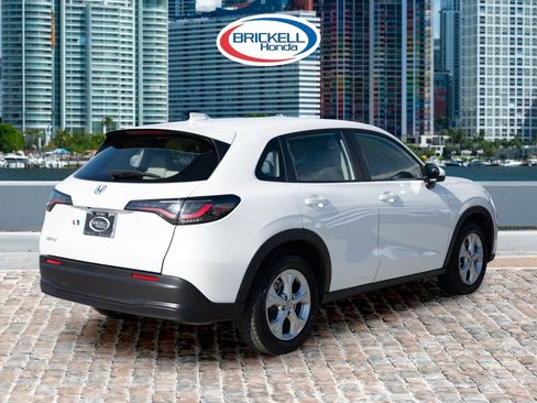 Certified 2024 Honda HR-V LX image 5