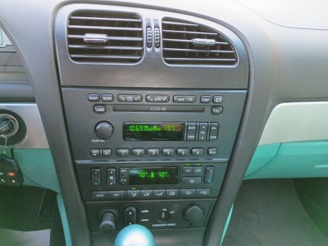 Used 2002 Ford Thunderbird RWD image 39