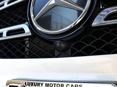 Used 2022 Mercedes-Benz GLS 450 4MATIC image 13