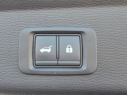 Used 2024 Mitsubishi Outlander SE Black Edition AWD/4WD image 32