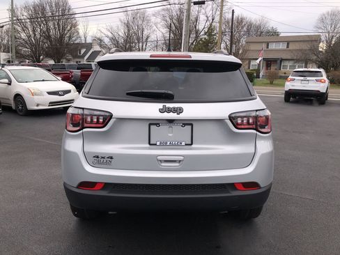 New 2026 Jeep Compass Latitude image 18