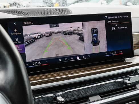 Used 2024 BMW X7 xDrive40i image 27