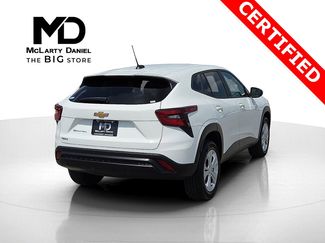 Used 2025 Chevrolet Trax LS video 5