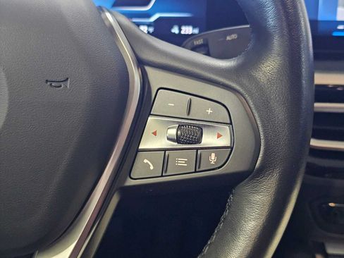 Used 2023 BMW i4 eDrive35 w/ Premium Package RWD image 16