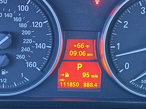 Used 2014 BMW X1 sDrive28i image 38