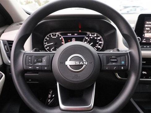 Certified 2024 Nissan Rogue SV image 38