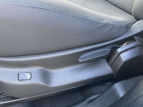 Used 2022 RAM ProMaster City Tradesman FWD image 13