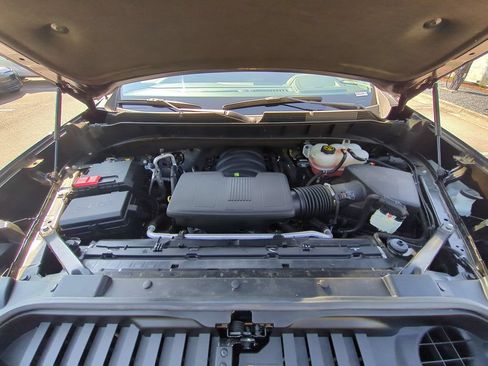 Used 2022 Chevrolet Silverado 1500 RST AWD/4WD image 37