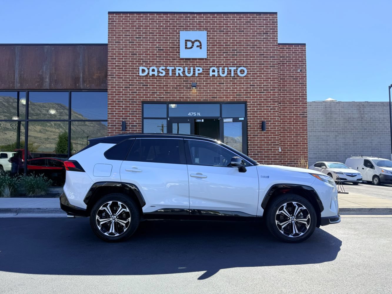 Used 2023 Toyota RAV4 XSE w/ Weather Package AWD/4WD image 9