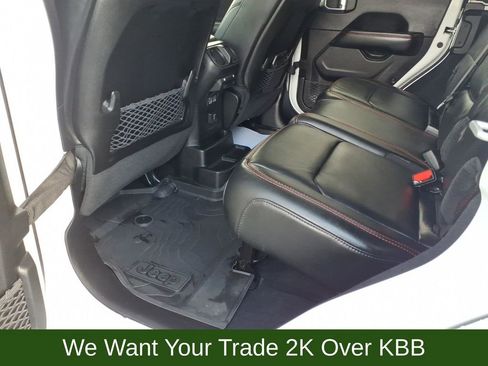 Used 2024 Jeep Wrangler Unlimited Rubicon image 21