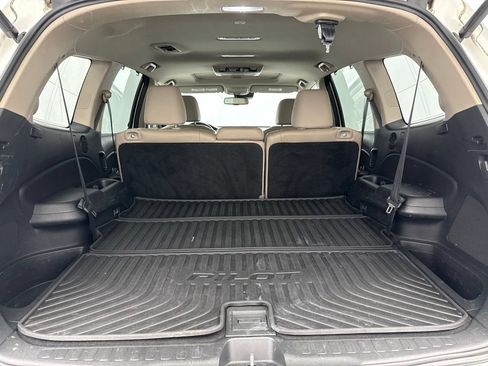 Used 2016 Honda Pilot Touring image 10