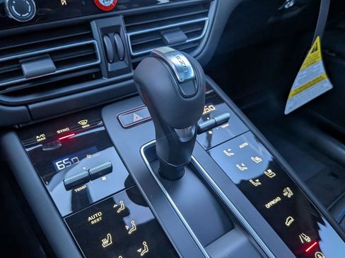 New 2026 Porsche Macan GTS image 21