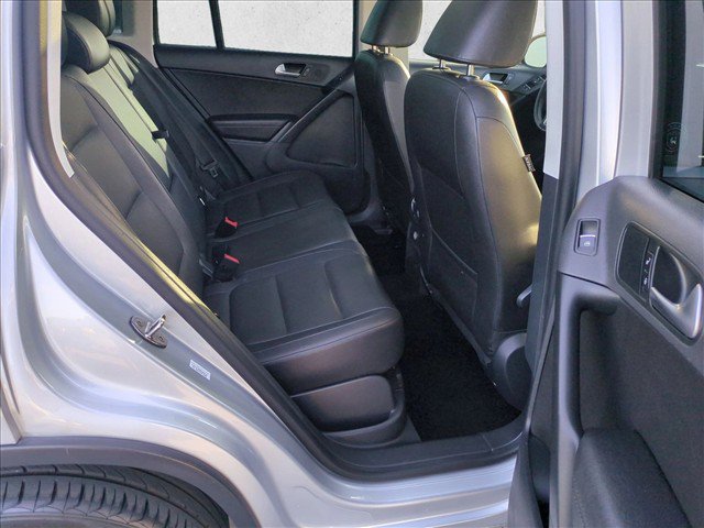 Used 2017 Volkswagen Tiguan Wolfsburg Edition FWD image 21