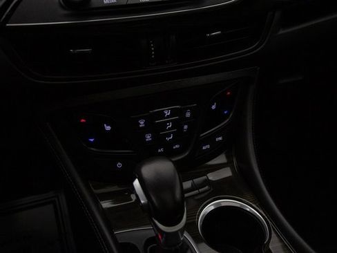 Used 2020 Buick Envision Premium image 34