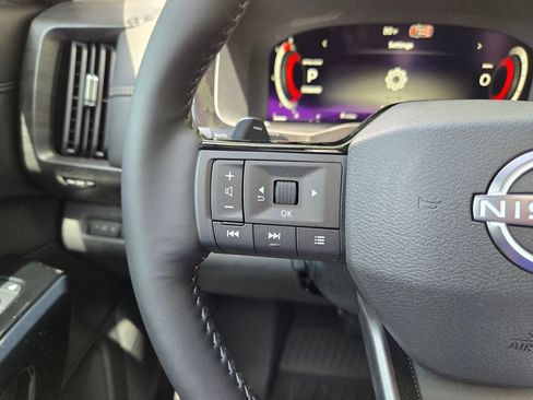 New 2026 Nissan Pathfinder Platinum FWD image 21