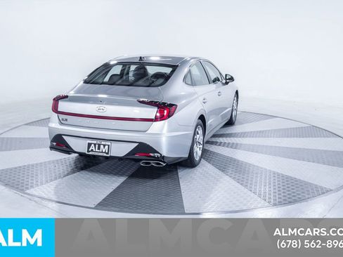 Used 2020 Hyundai Sonata SEL w/ Cargo Package FWD image 9