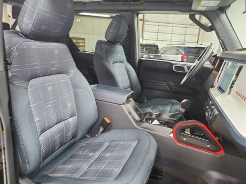 New 2026 Ford Bronco Heritage Edition AWD/4WD image 38