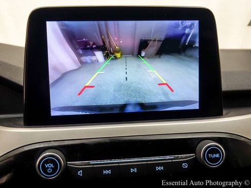 Used 2022 Ford Escape SEL image 16