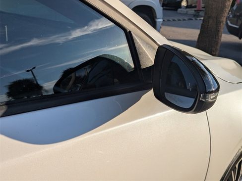 Used 2024 Kia Forte GT-Line w/ GT-Line Premium Package image 19