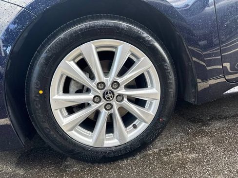 Used 2023 Toyota Corolla LE w/ LE Premium Package FWD image 4