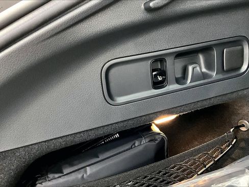 New 2026 Mercedes-Benz GLC 300 GLC 300 image 18