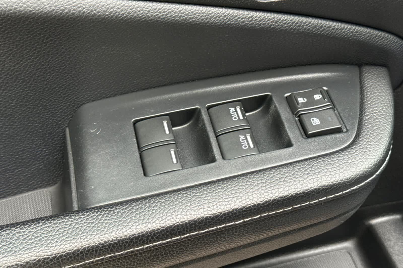 Used 2022 Honda Passport EX-L image 13