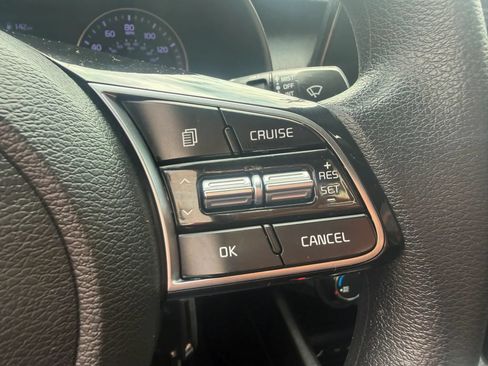 Used 2020 Kia Forte LXS FWD image 20