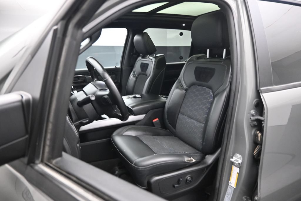 Used 2020 RAM 1500 Big Horn w/ Built-to-serve Edition AWD/4WD image 9