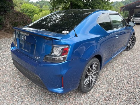 Used 2015 Scion tC FWD image 5