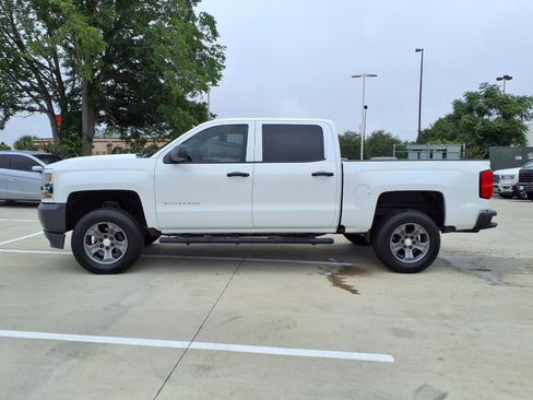 Used 2018 Chevrolet Silverado 1500 W/T RWD image 8
