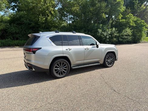 Used 2024 Lexus LX 600 F Sport AWD/4WD image 26
