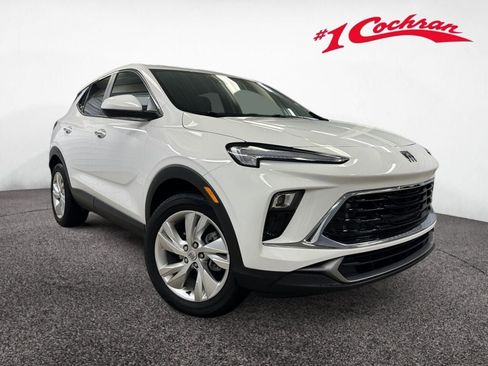 Certified 2024 Buick Encore GX Preferred image 1