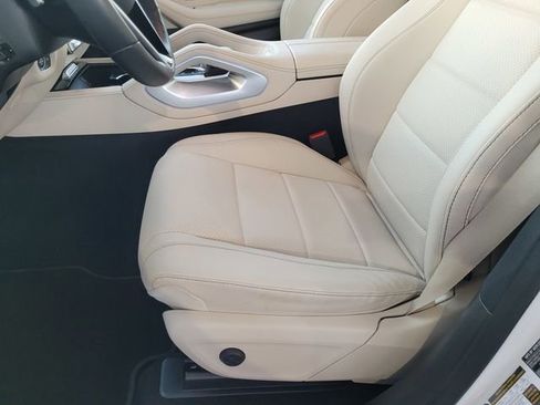 Used 2025 Mercedes-Benz GLS 450 GLS 450 image 15