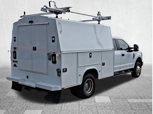 Used 2021 Ford F350 XL w/ Power Equipment Group image 7