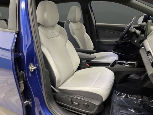 Used 2021 Volkswagen ID.4 Pro S w/ Gradient Package image 30